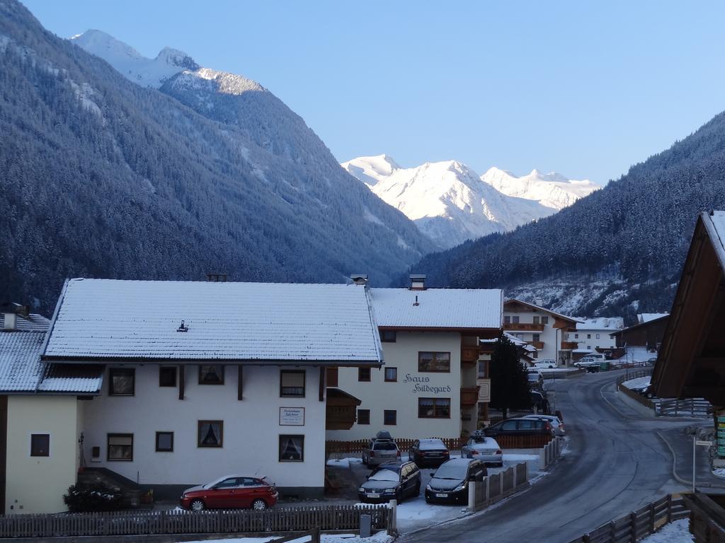 ノイシュティフト・イム・シュトゥーバイタールHaus Alpengrussアパートメント エクステリア 写真