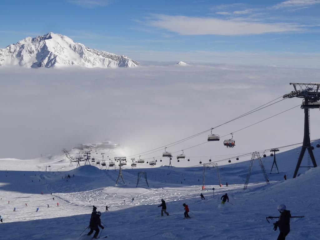 ノイシュティフト・イム・シュトゥーバイタールHaus Alpengrussアパートメント エクステリア 写真